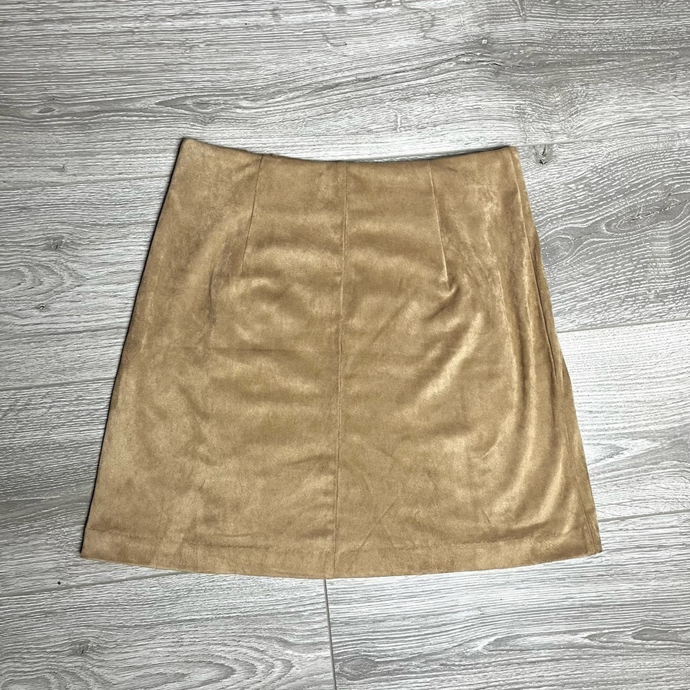 DYNAMITE Faux Suede Tan Mini Skirt - Picture 4 of 5